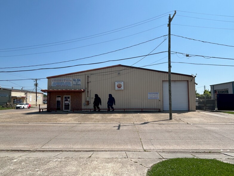 2301 Brooklyn Ave, Harvey, LA à louer - Photo du b timent - Image 2 de 23