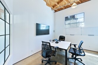 2332-2340 S Centinela Ave, Los Angeles, CA for lease Interior Photo- Image 2 of 6