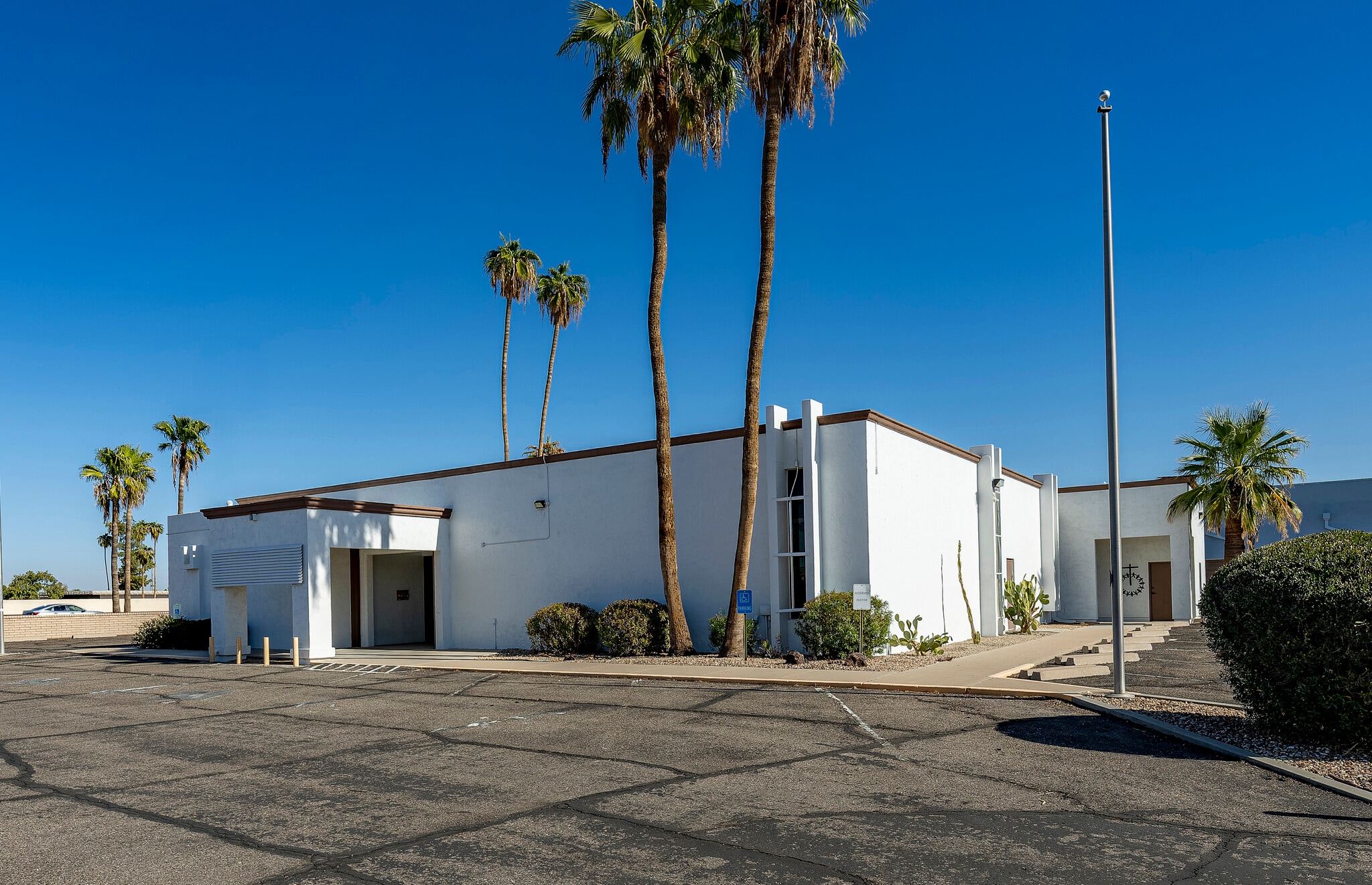 12649 N 105th Ave, Sun City, AZ for lease Primary Photo- Image 1 of 3