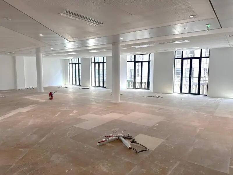 39 Rue Washington, Paris for lease Interior Photo- Image 1 of 11