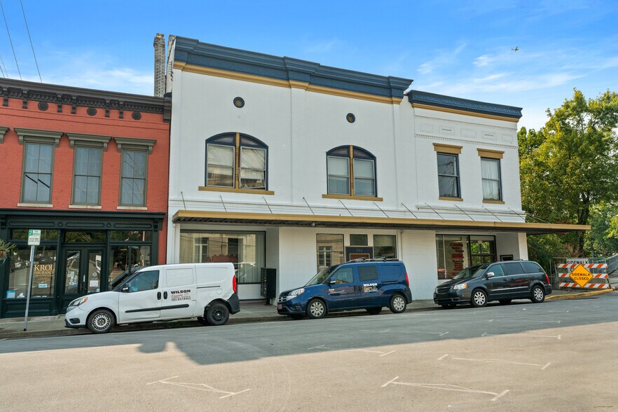 101 St Clair St, Frankfort, KY à vendre - Photo du bâtiment - Image 2 de 45