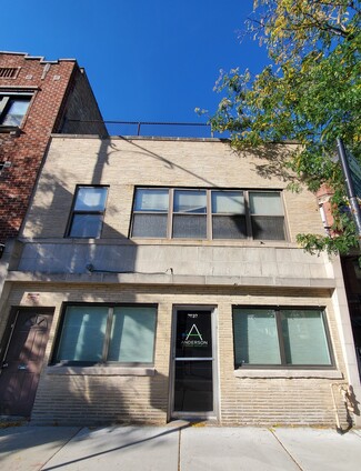 Plus de détails pour 2032 W Irving Park Rd, Chicago, IL - Vente au détail à vendre