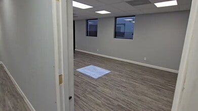 6344 E Broadway Rd, Mesa, AZ for lease - Commercial Listing Video 