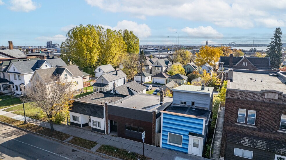 2224 W 3rd St, Duluth, MN à vendre - Photo du bâtiment - Image 3 de 13