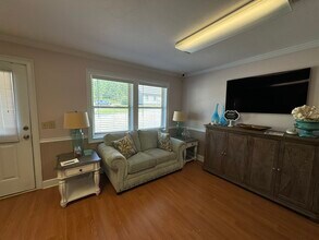 112 Wright Dr, Milledgeville, GA for sale Interior Photo- Image 2 of 10