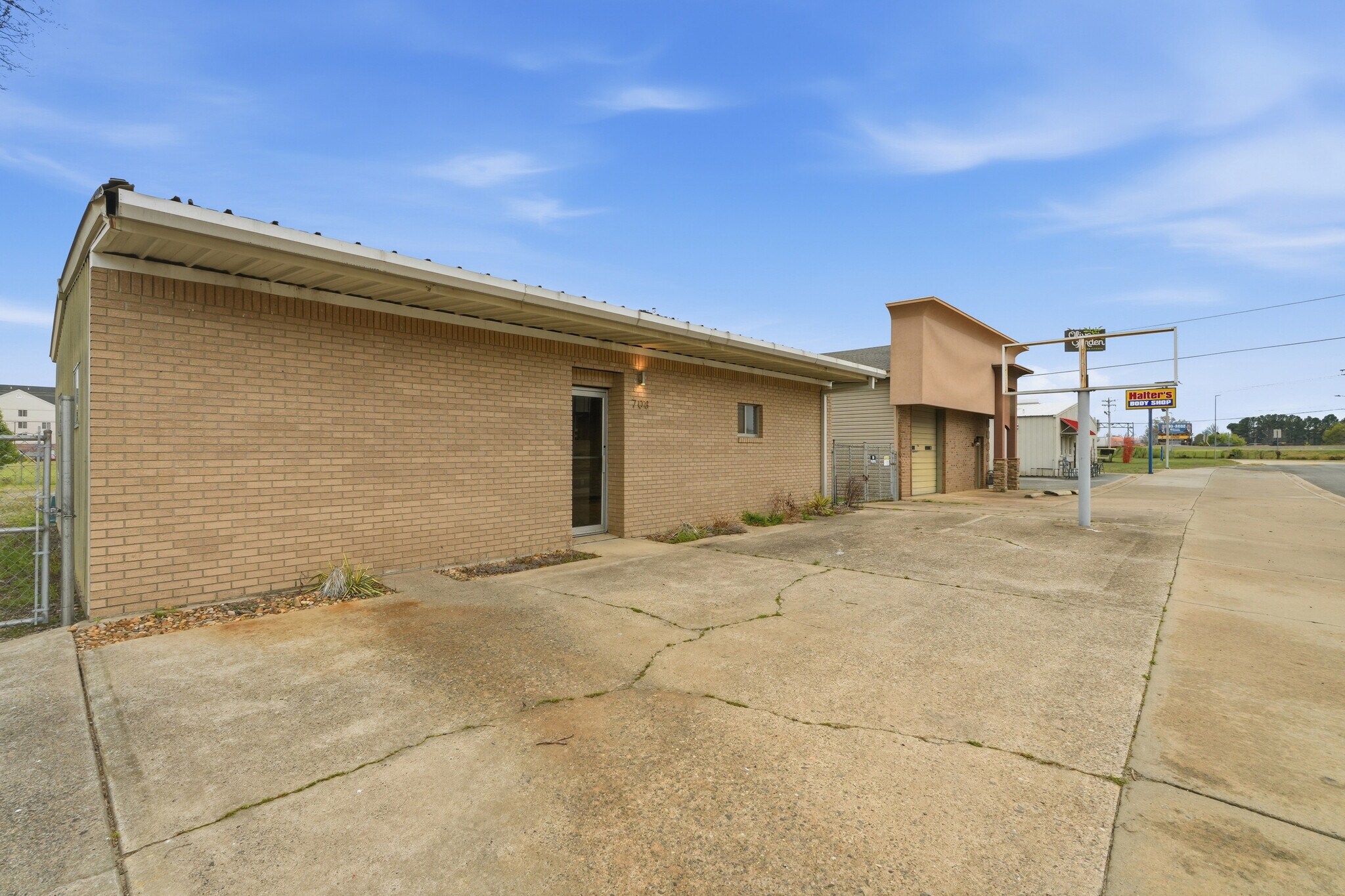708 Museum Rd, Conway, AR for lease Primary Photo- Image 1 of 14