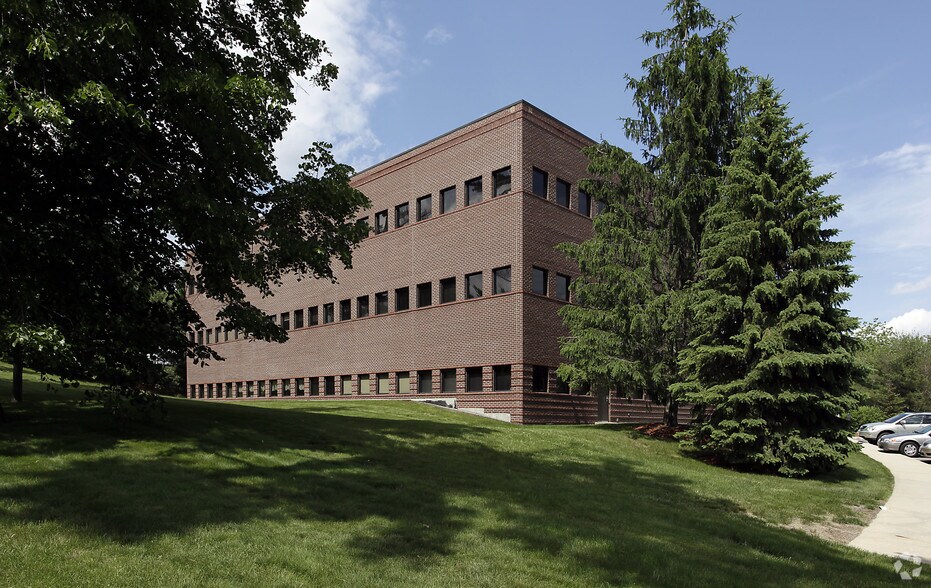 60 East St, Methuen, MA à louer - Photo du bâtiment - Image 2 de 15