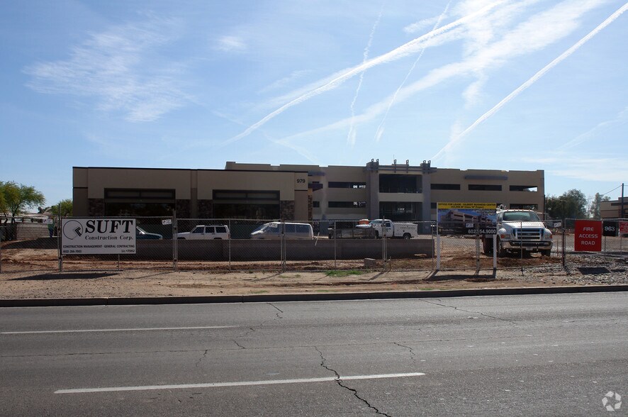 971 N Gilbert Rd, Gilbert, AZ à louer - Photo du bâtiment - Image 3 de 39
