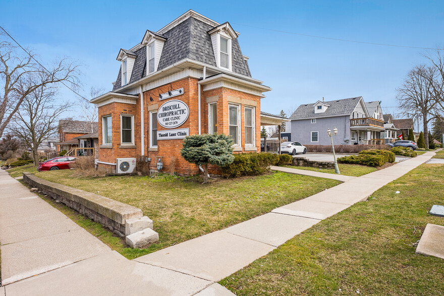 20 Regent St, Thorold, ON à vendre - Photo principale - Image 1 de 1