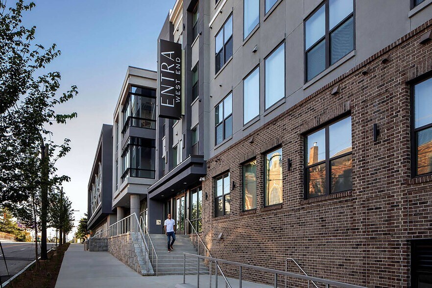 451 Lee St SW, Atlanta, GA for lease - Building Photo - Image 1 of 5
