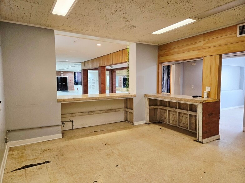 220 E Galena Blvd, Aurora, IL for sale - Building Photo - Image 3 of 34