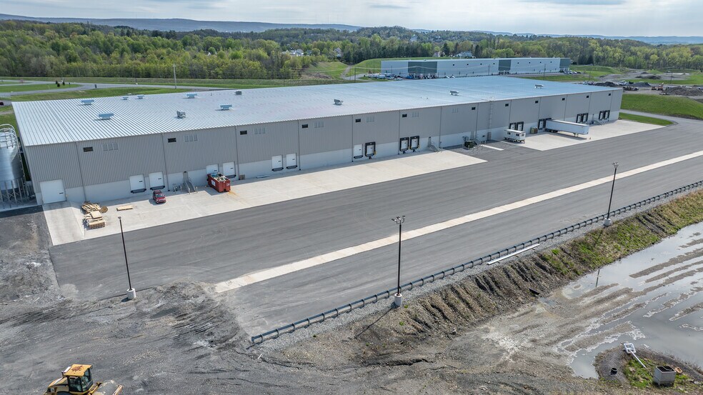 144-154 Commonwealth Dr, Jenkins, PA à louer - Aérien - Image 3 de 10