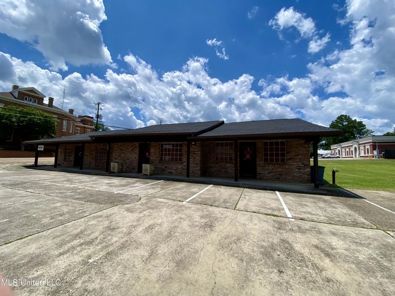 2405 Columbia Ave, Prentiss, MS for sale - Building Photo - Image 2 of 7