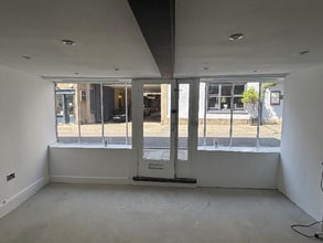14 Sadler St, Wells for lease Interior Photo- Image 1 of 2