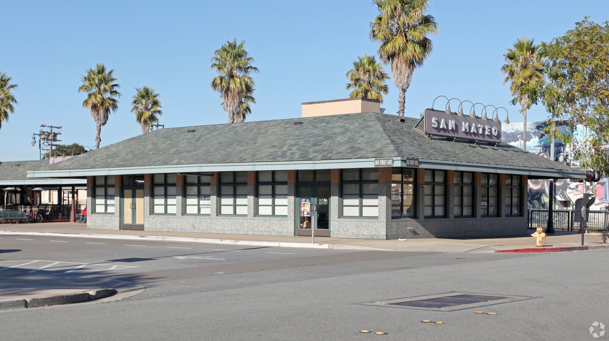 385 1st Ave, San Mateo, CA for lease Primary Photo- Image 1 of 10