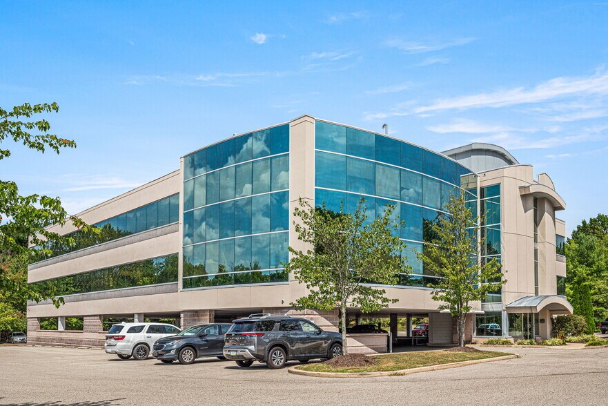 1240 S Broad St, Lansdale, PA à louer - Photo du bâtiment - Image 1 de 10