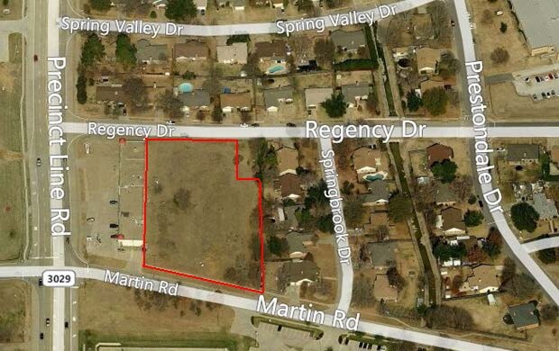 Regency Dr, Hurst, TX à vendre - Photo du bâtiment - Image 2 de 3