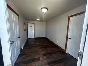 909 Dally Ridge Rd, Laramie, WY à louer Photo intérieure- Image 2 de 12