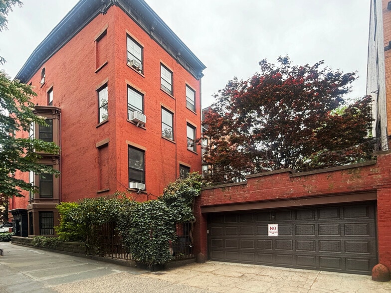 28 8th Ave, Brooklyn, NY for sale - Building Photo - Image 3 of 16