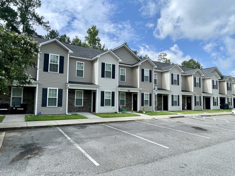 2915 Macgregor Downs Rd, Greenville, NC à vendre - Photo du bâtiment - Image 3 de 4