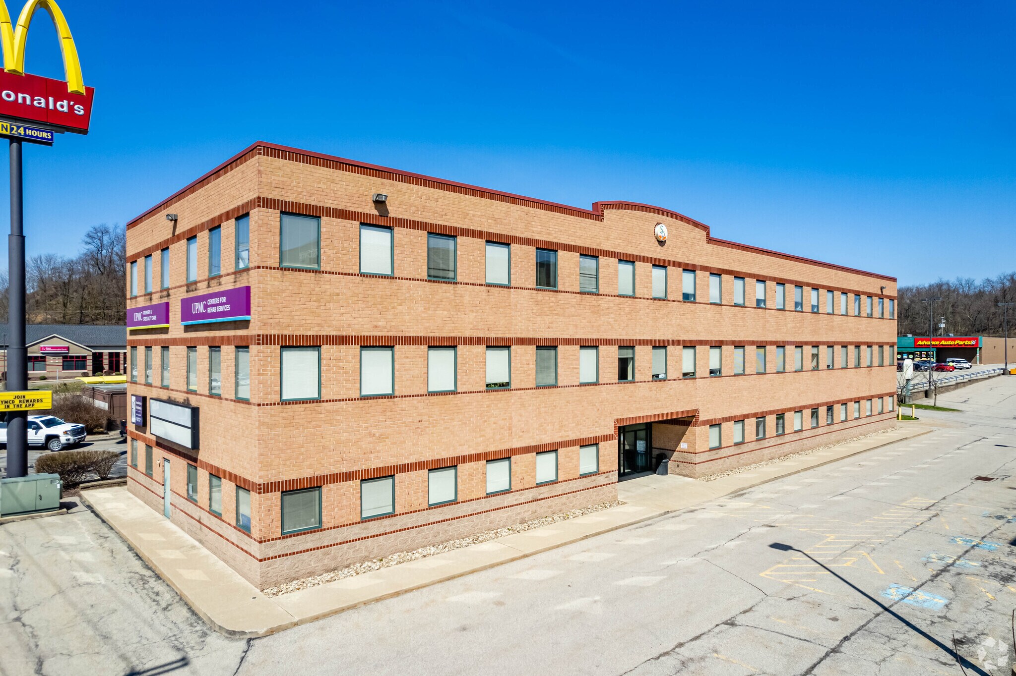 6520 Route 22, Delmont, PA à louer Photo du bâtiment- Image 1 de 5