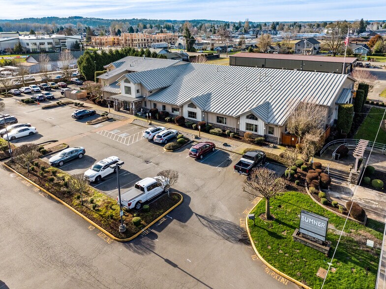NVA Sumner Veterinary Hospital portefeuille de 2 propriétés à vendre sur LoopNet.ca - Photo du bâtiment - Image 1 de 12