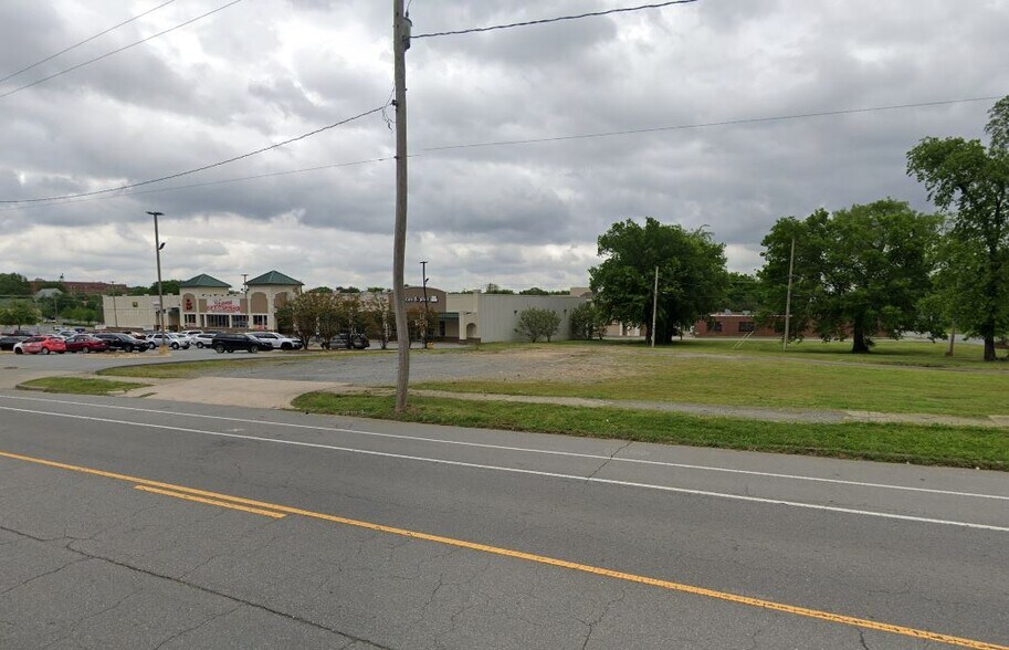 1711 Main St, Little Rock, AR à vendre - Photo du bâtiment - Image 2 de 4