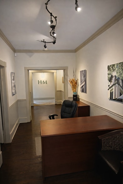 329 NE Lawrence St, Marietta, GA à vendre - Photo du bâtiment - Image 2 de 18