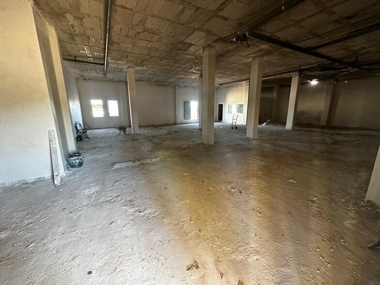 Retail in Murcia for sale - Building Photo - Image 3 of 7