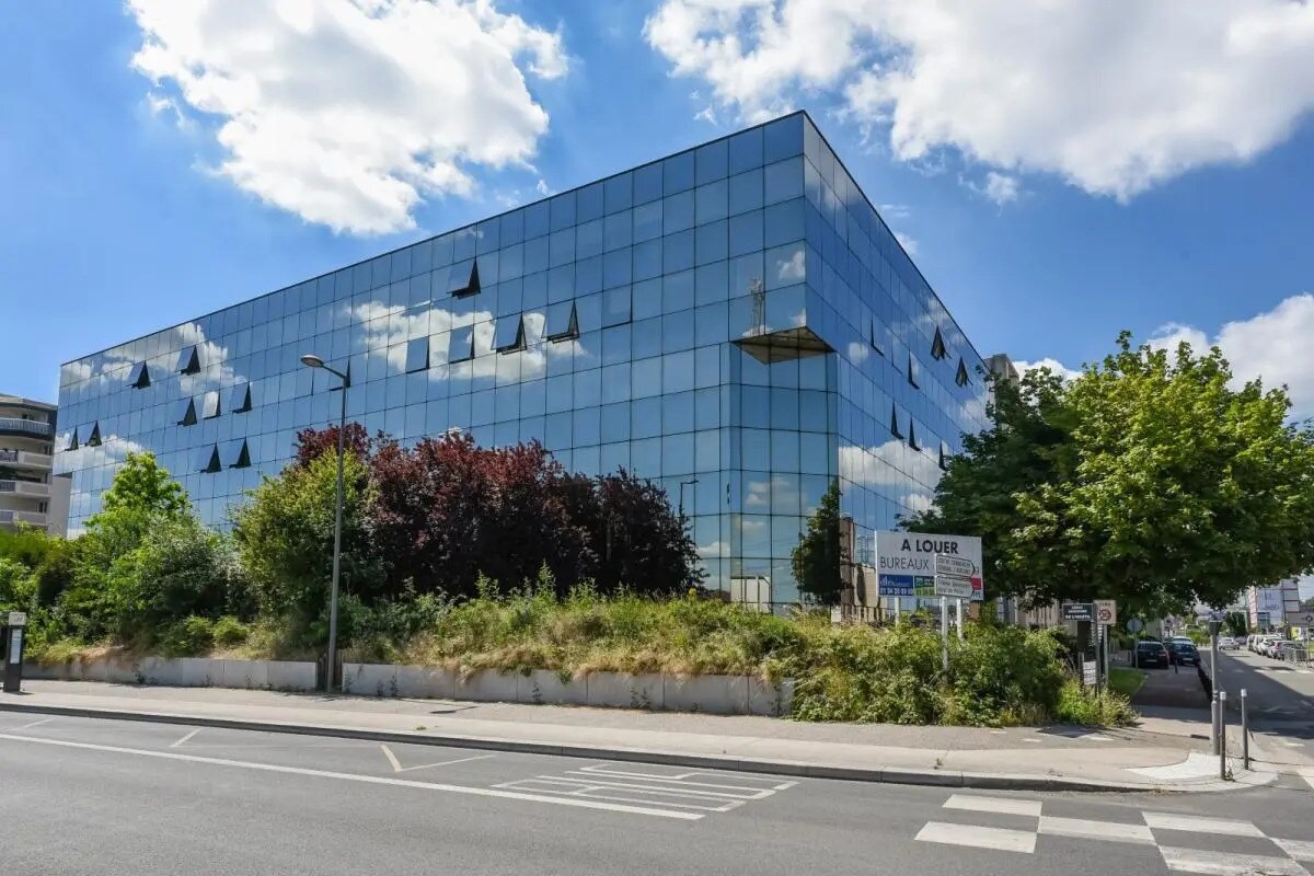 1 Rue De La Croix Des Maheux, Cergy for lease Building Photo- Image 1 of 13