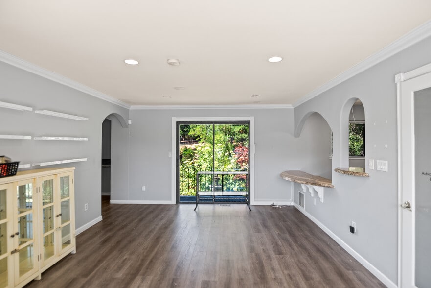 360 Rose St, Danville, CA for sale - Interior Photo - Image 2 of 29