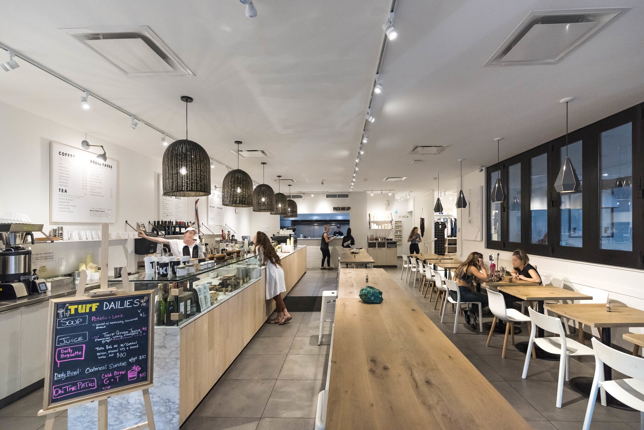 2041 W 4th Ave, Vancouver, BC à vendre Photo intérieure- Image 1 de 1