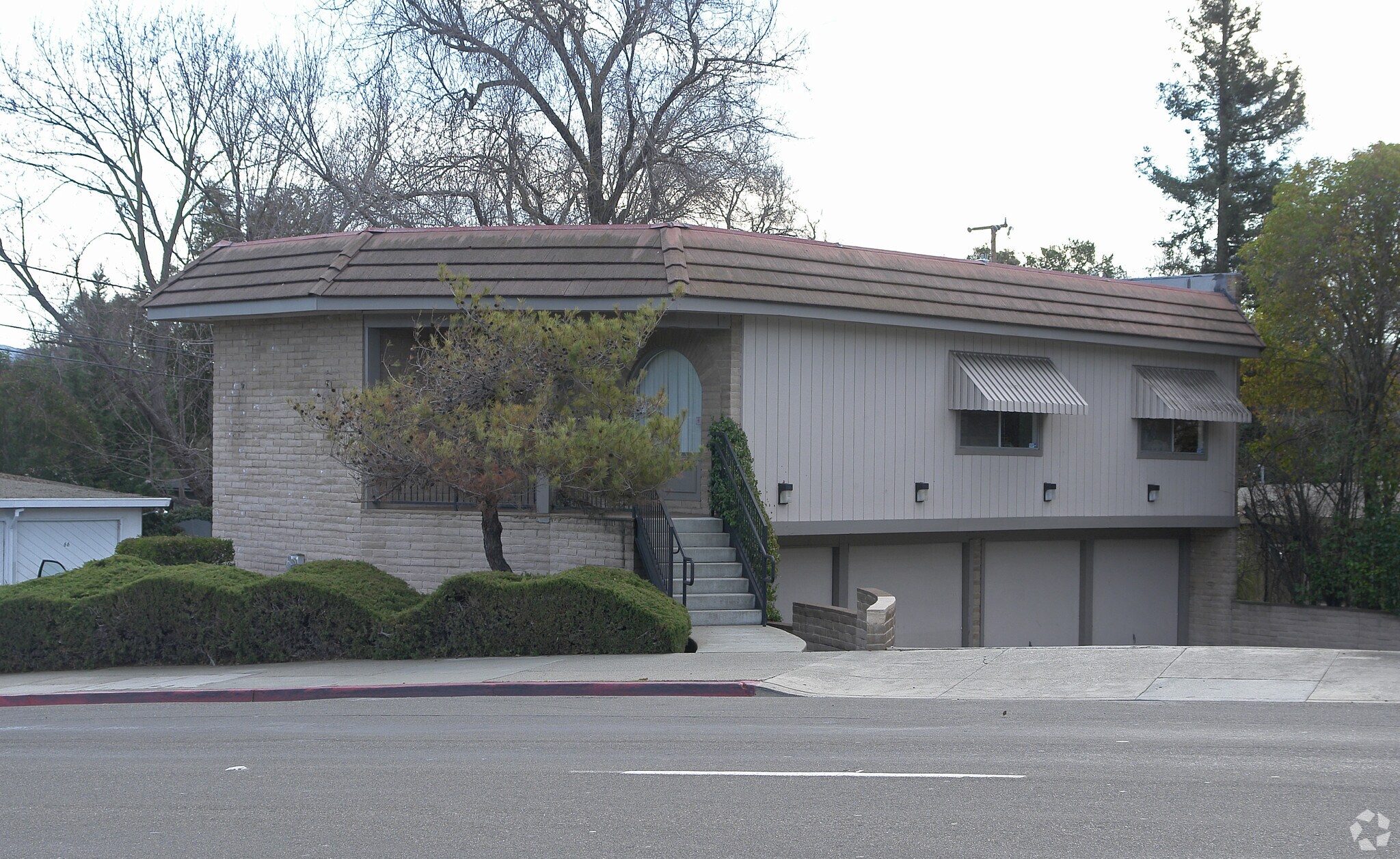 1176 Boulevard Way, Walnut Creek, CA à vendre Photo du bâtiment- Image 1 de 7