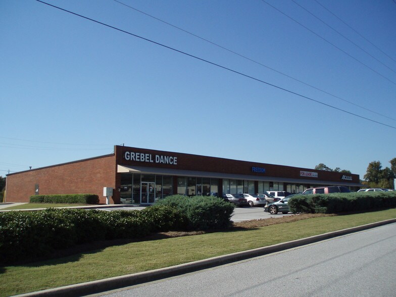 100-114 Commerce Pky, Pelham, AL à louer - Photo du bâtiment - Image 2 de 3