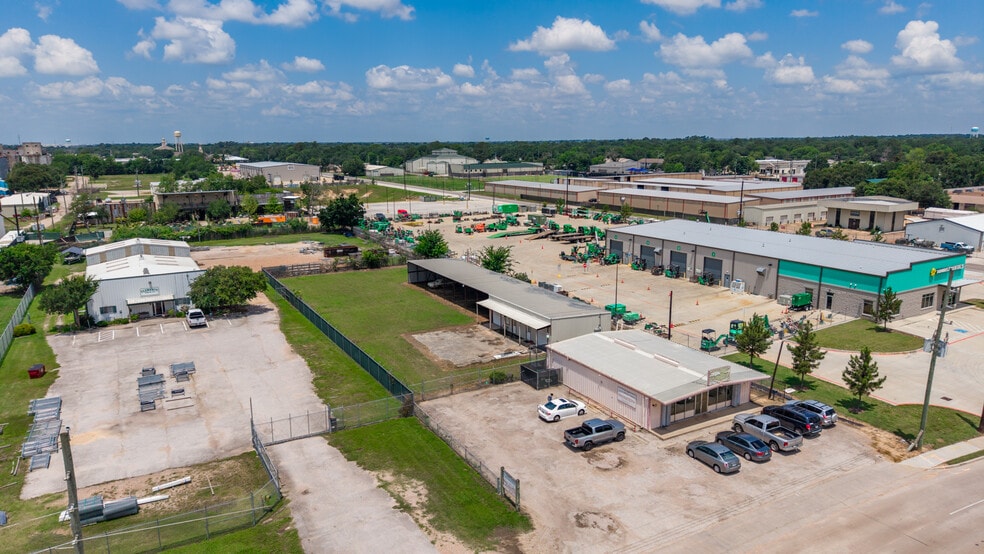 1011 Katyland Dr, Katy, TX for sale - Building Photo - Image 3 of 7