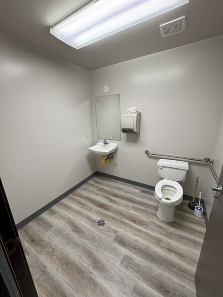 109A S Scott St, Spokane, WA for lease - Building Photo - Image 3 of 9