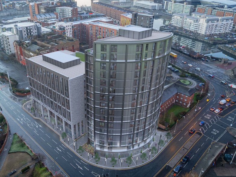 1 Park Ln, Liverpool for lease - Primary Photo - Image 1 of 3