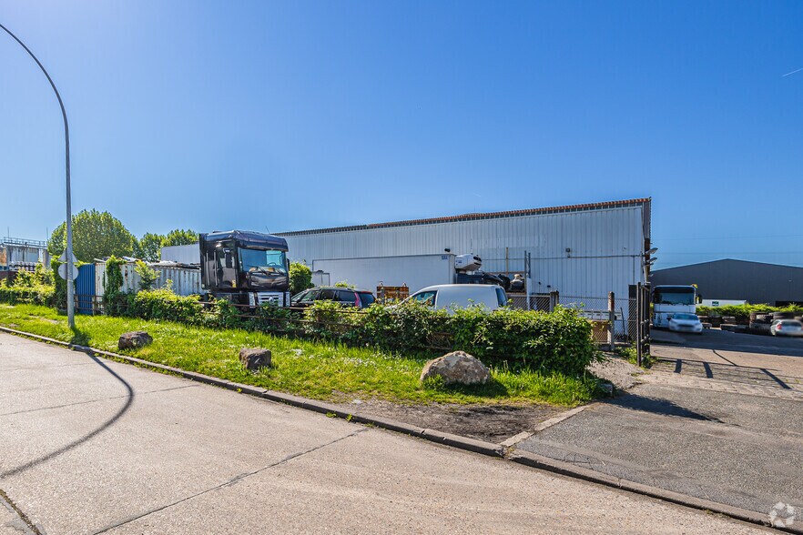 Avenue De La Redoute, Villeneuve-la-Garenne for lease - Building Photo - Image 3 of 4