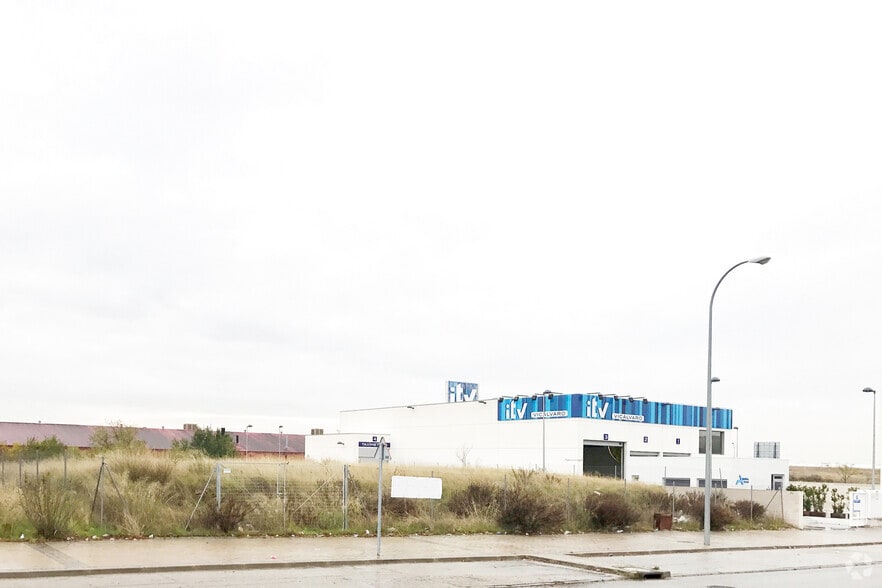 Avenida del Parque, 2, Madrid, Madrid à vendre - Photo du bâtiment - Image 2 de 2