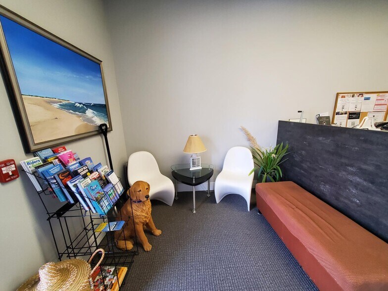 32 Main St, Orleans, MA à vendre - Photo du bâtiment - Image 3 de 17