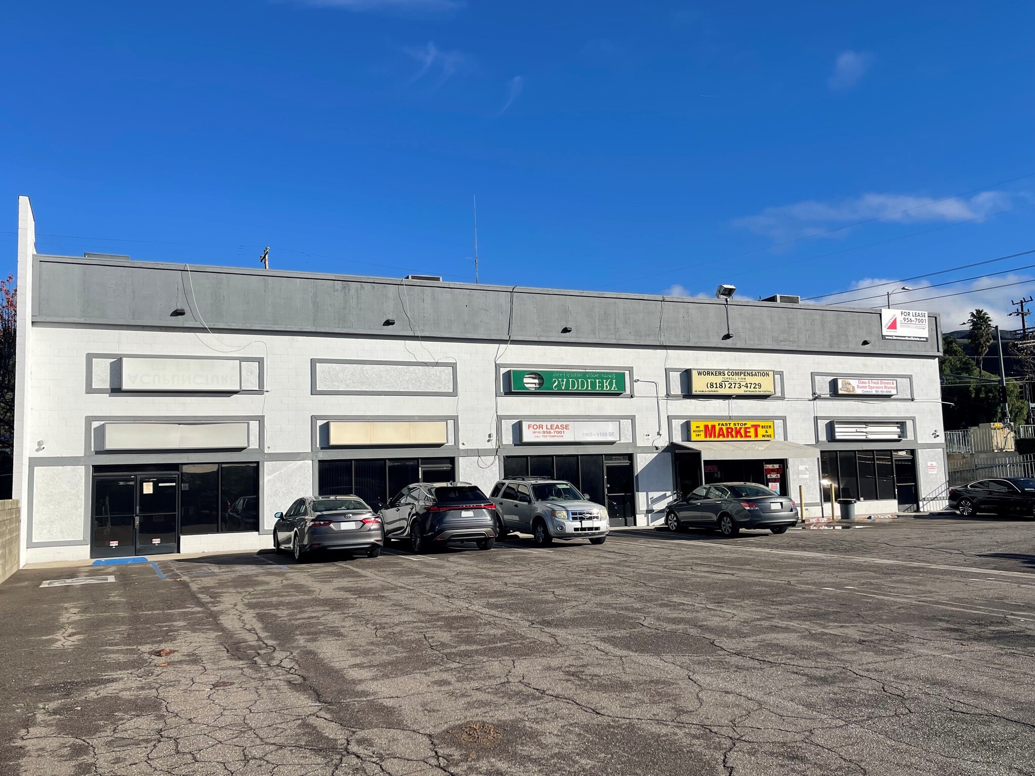 10258-10272 Foothill Blvd,, Lake View Terrace, CA for lease Primary Photo- Image 1 of 6