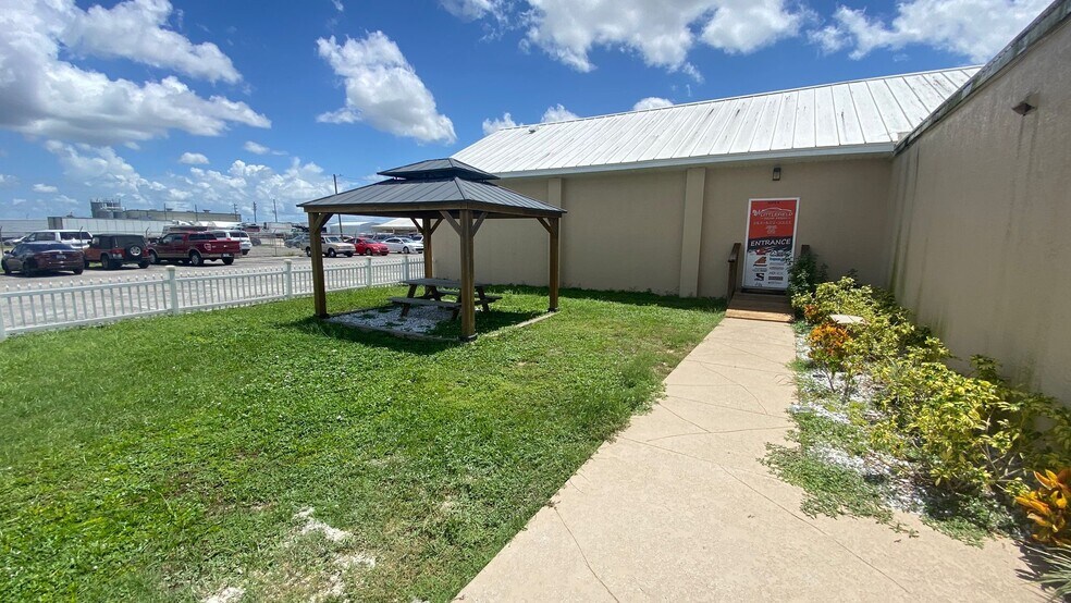 4650 Us-27, Sebring, FL à louer - Photo du bâtiment - Image 3 de 9