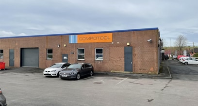 55 Stone Rd, Stoke On Trent for lease Building Photo- Image 1 of 6