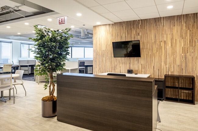 More details for 311 S Wacker Dr, Chicago, IL - Office for Lease