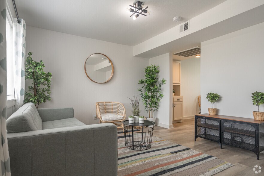 2020 Cottonwood St, Beaumont, TX à vendre - Photo intérieure - Image 2 de 54