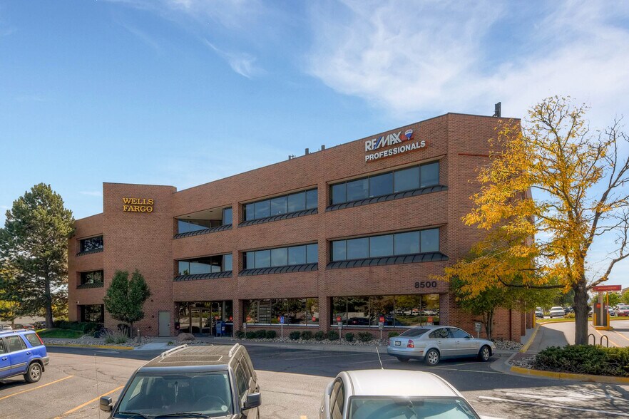 8500 W Bowles Ave, Littleton, CO à louer - Photo du bâtiment - Image 1 de 2