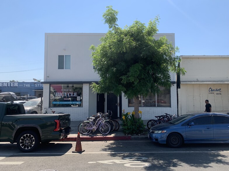 5360-5364 W Adams Blvd, Los Angeles, CA for lease - Building Photo - Image 3 of 4