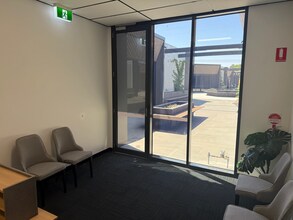 43 Danaher Dr, South Morang for lease Interior Photo- Image 2 of 3