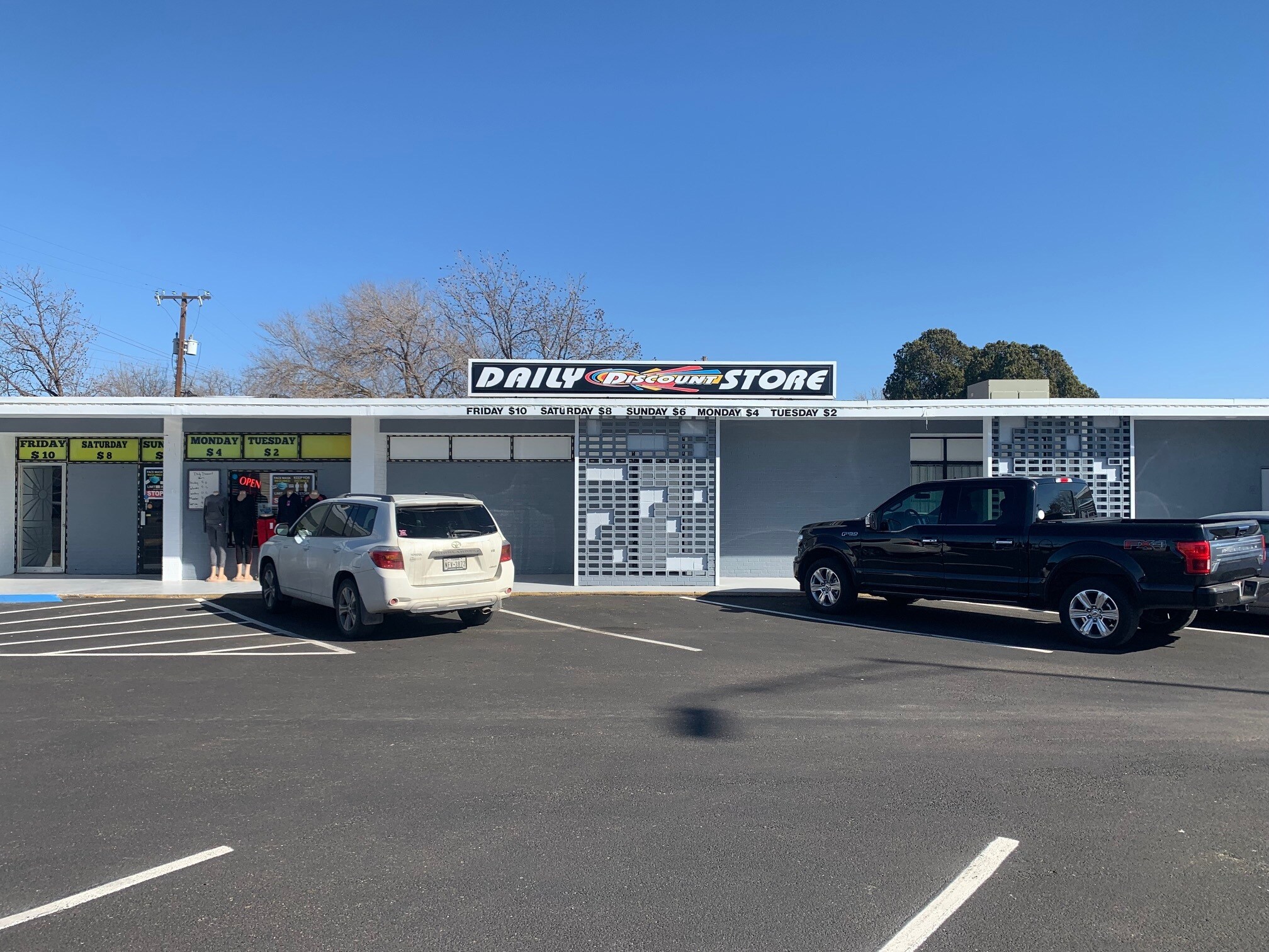 2807-2813 Avenue Q, Lubbock, TX for lease Building Photo- Image 1 of 23