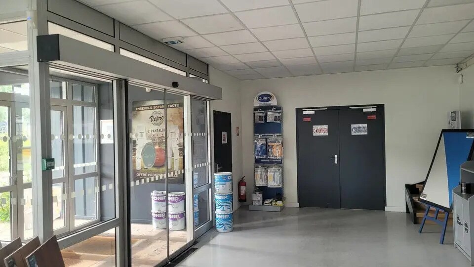 Flex in Sotteville-lès-Rouen for lease - Lobby - Image 2 of 14